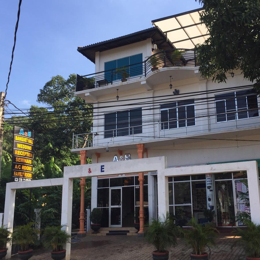 Bed and Breakfast A&B Events Guest Matale Esterno foto
